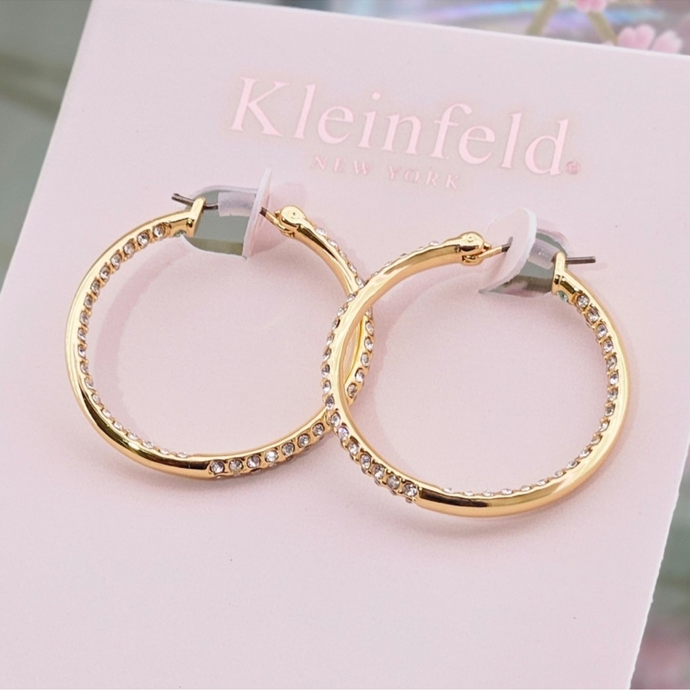 Kleinfeld Gold Tone Pavé Crystal Hoop Earrings Wedding Bridal
Christmas Gift 🤍 - Picture 4 of 16